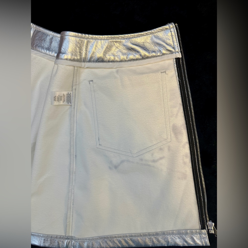 Metallic Skirt Size S - Picture 9 of 9